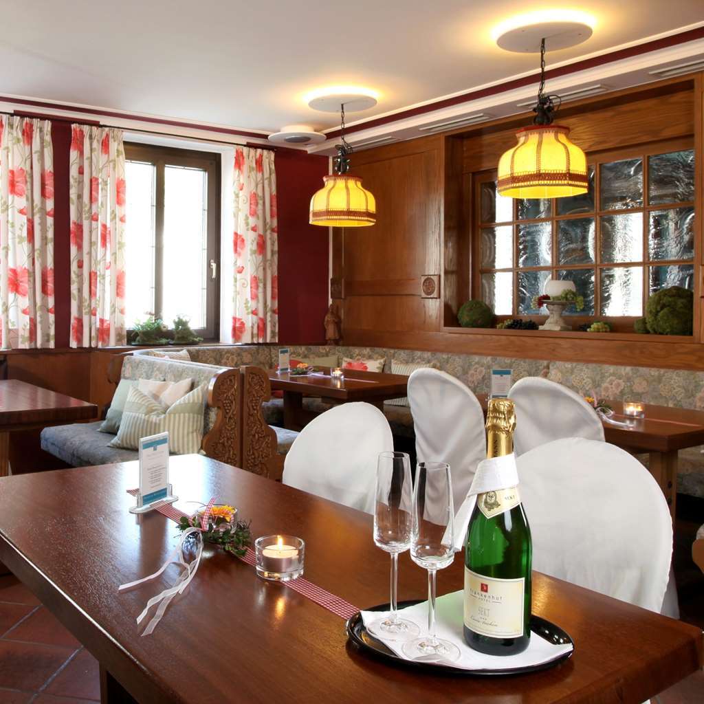 Hotel Frankenhof Höchberg Restoran fotoğraf